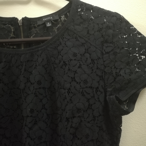 Talula Short Sleeve Lace Dress - Picture 5 of 11